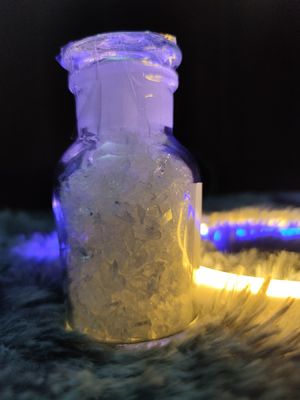 Excellent Flow & Durability TGIC Cure Polyester resin Suitable for Aluminium Profiles Powder Coating